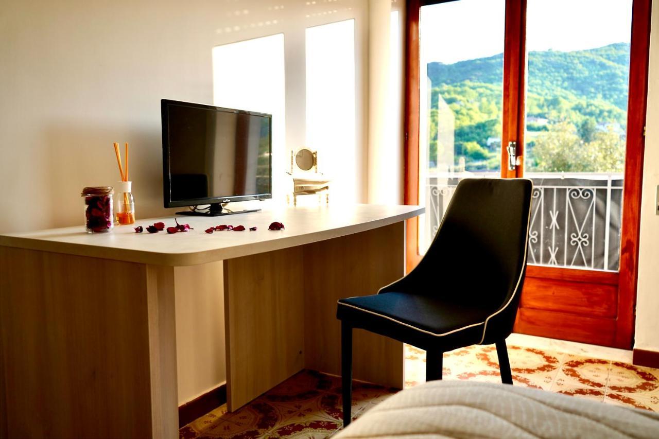 Atomos Bed & Breakfast Alvignano Exterior photo